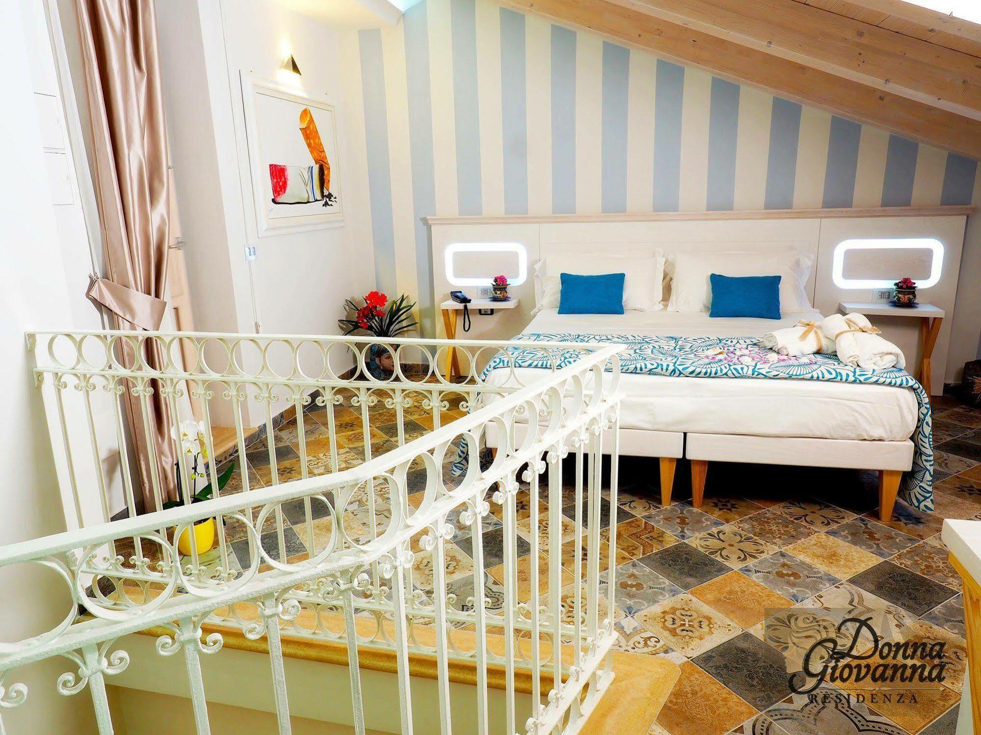 Residenza Donna Giovanna 特罗佩阿 外观 照片
